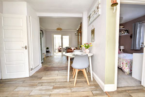 Photo 15- click for photo gallery